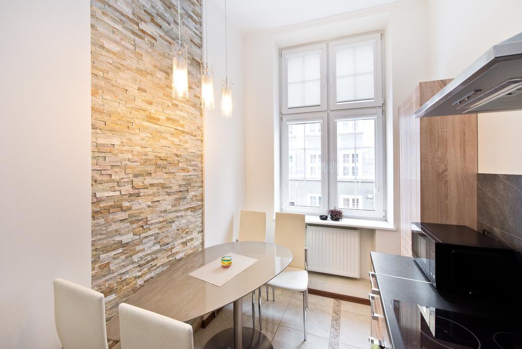 Gdanskie Apartamenty - Apartamenty Na Swietego Ducha Z 2 Sypialniami Buitenkant foto